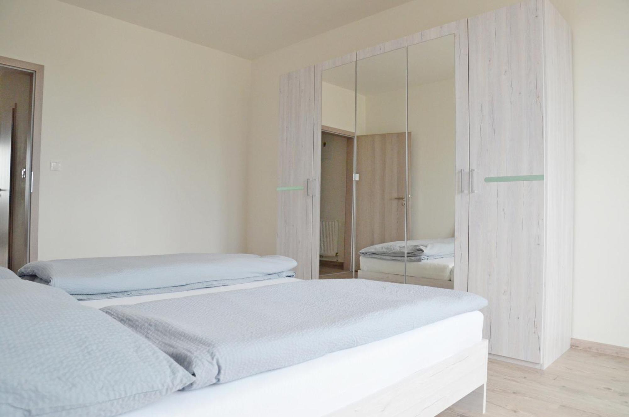 Apartmany Vinohrady Тренчин Екстер'єр фото